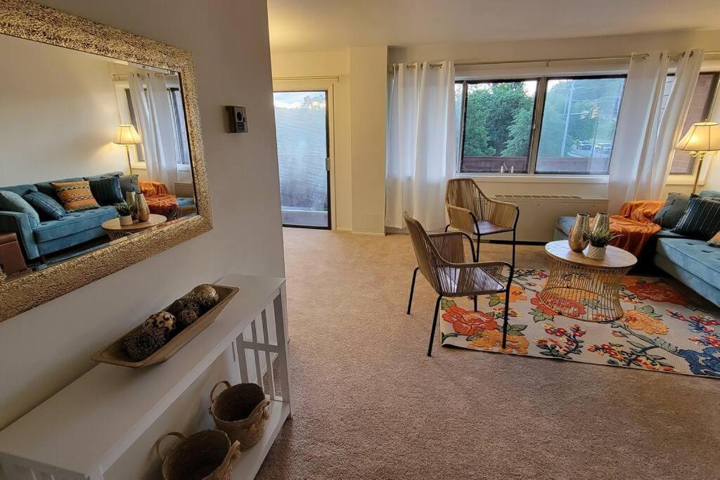 Apartment, One Bedroom Arlington Eksteriør billede